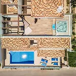 Sunflower By Ocvillas Villa