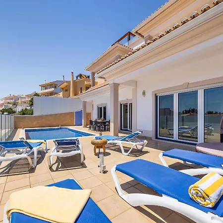 Villa Sunflower By Ocvillas